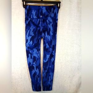 Blue camouflage legging GAP FIT XS LIKE NEW